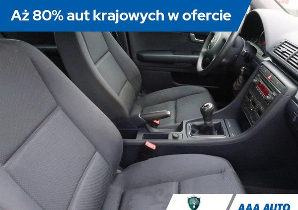 Audi A4 cena 13000 przebieg: 270493, rok produkcji 2004 z Stepnica małe 106